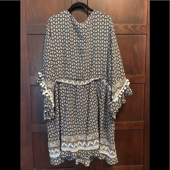 FINAL DRoP 🤠 Boohoo ~ HAYLEY TRIM DETAIL WIDE SLEEVE SKATER - Picture 8 of 9